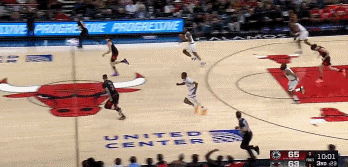 開始攻了？哈登反擊先對抗上籃 再頂著兩人強硬三分！連砍5分！