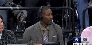 老熟人！克勞福德現(xiàn)身解說(shuō)席 以另一種身份回到賽場(chǎng)