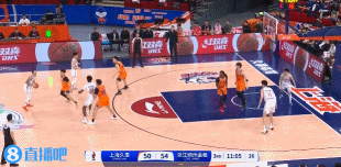 突然準起來了！浙江第三節(jié)接連命中5記三分 分差瞬間拉開至15分