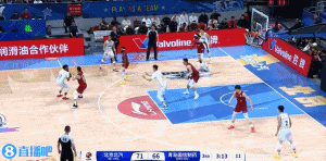 炸裂輸出！青島外援鮑威爾3分鐘內外開花獨得13分帶隊強勢反超