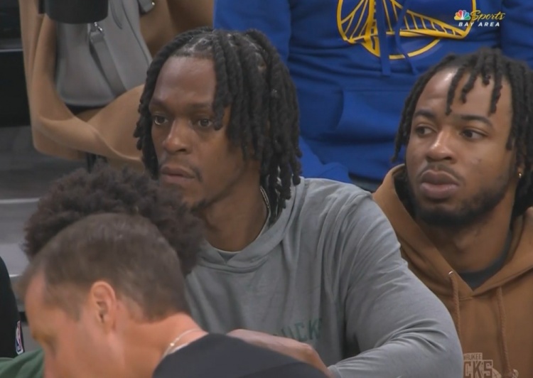 好久不見！隆多梳著臟臟辮 在雄鹿替補席觀戰(zhàn)比賽