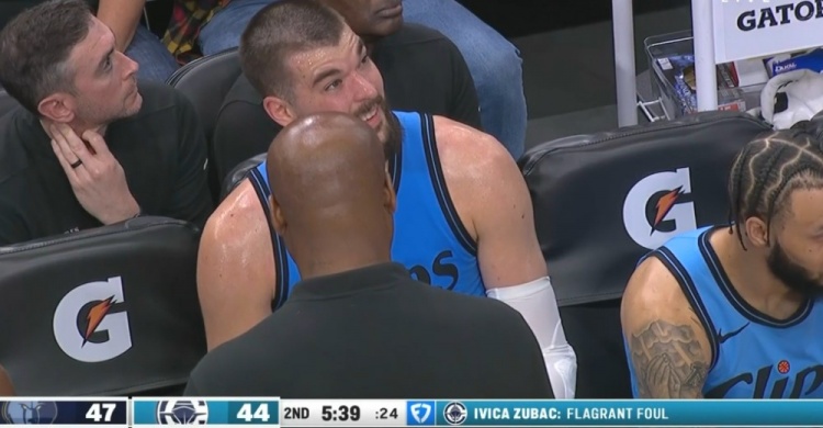 這動(dòng)作挺危險(xiǎn)！祖巴茨撲防阿爾達(dá)馬三分被吹一級(jí)惡犯 灰熊3罰1擲