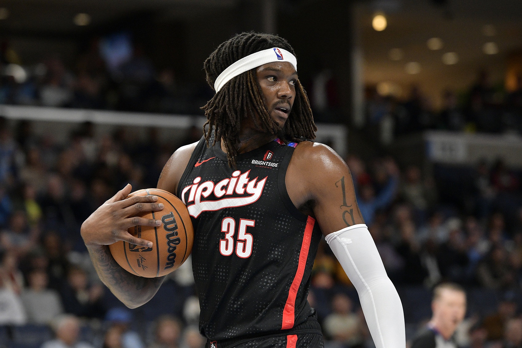 究竟有什么魔力？羅威明日戰(zhàn)綠軍繼續(xù)缺席 近9場(chǎng)比賽僅對(duì)湖人出戰(zhàn)