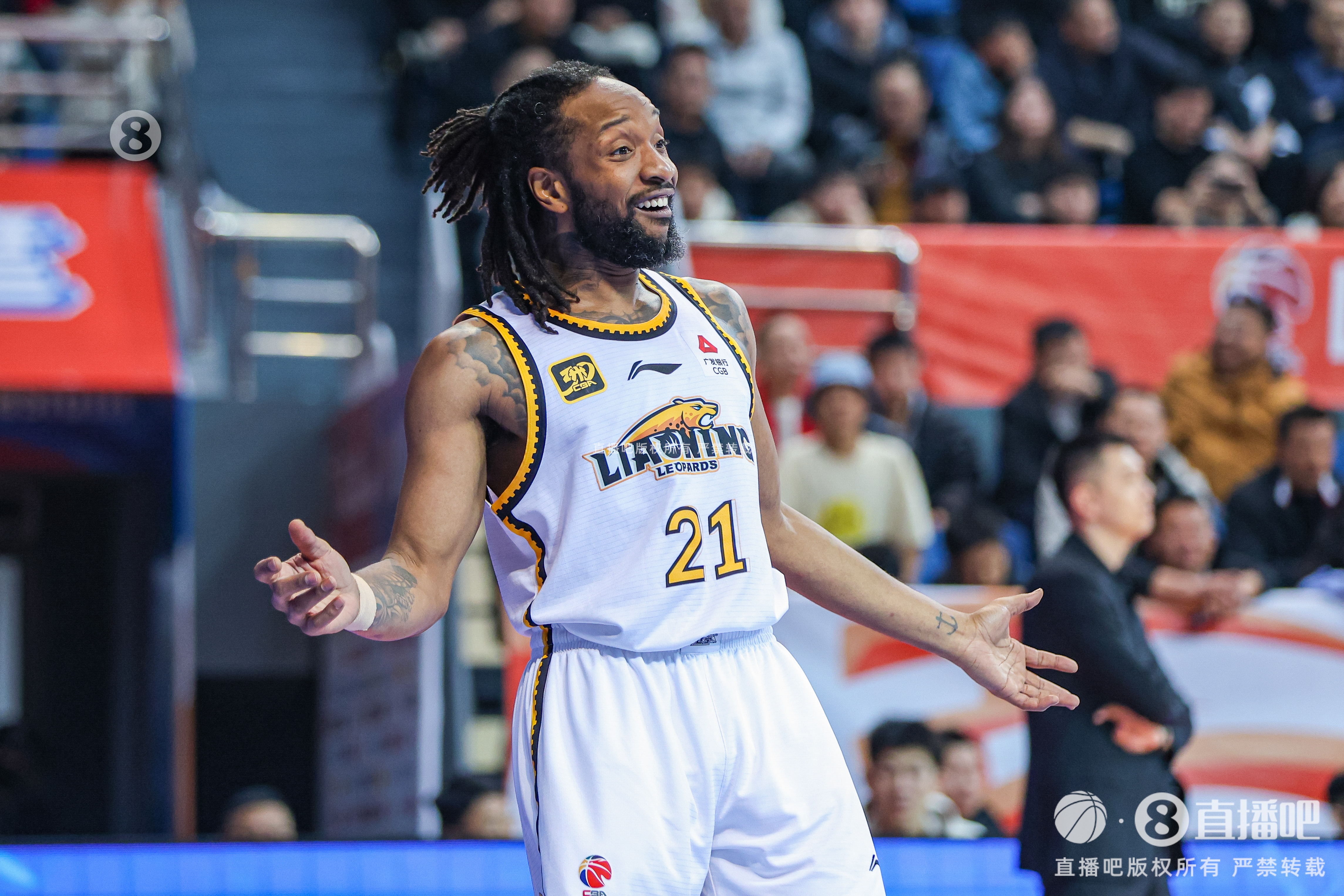 傳射俱佳！威爾斯打滿半場9中6貢獻(xiàn)20分5助 三分5中3