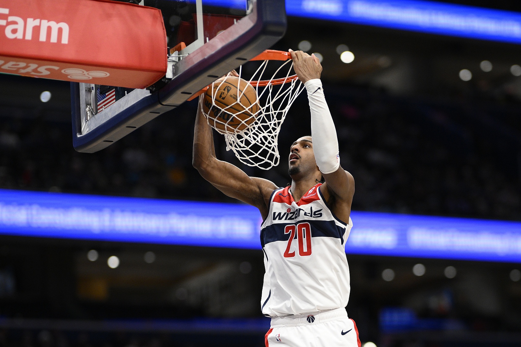 榜眼的實(shí)力！薩爾28中12&三分9中5砍生涯新高34分 正負(fù)值+8