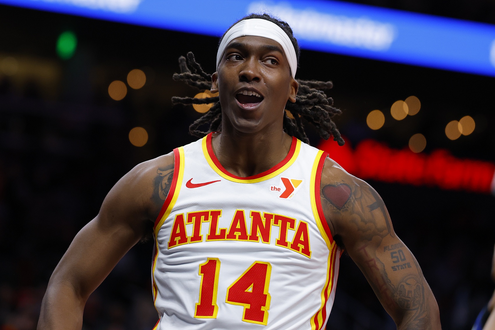 突擊挺強(qiáng)！特倫斯-曼恩12中5得13分1板1助 但正負(fù)值為-15