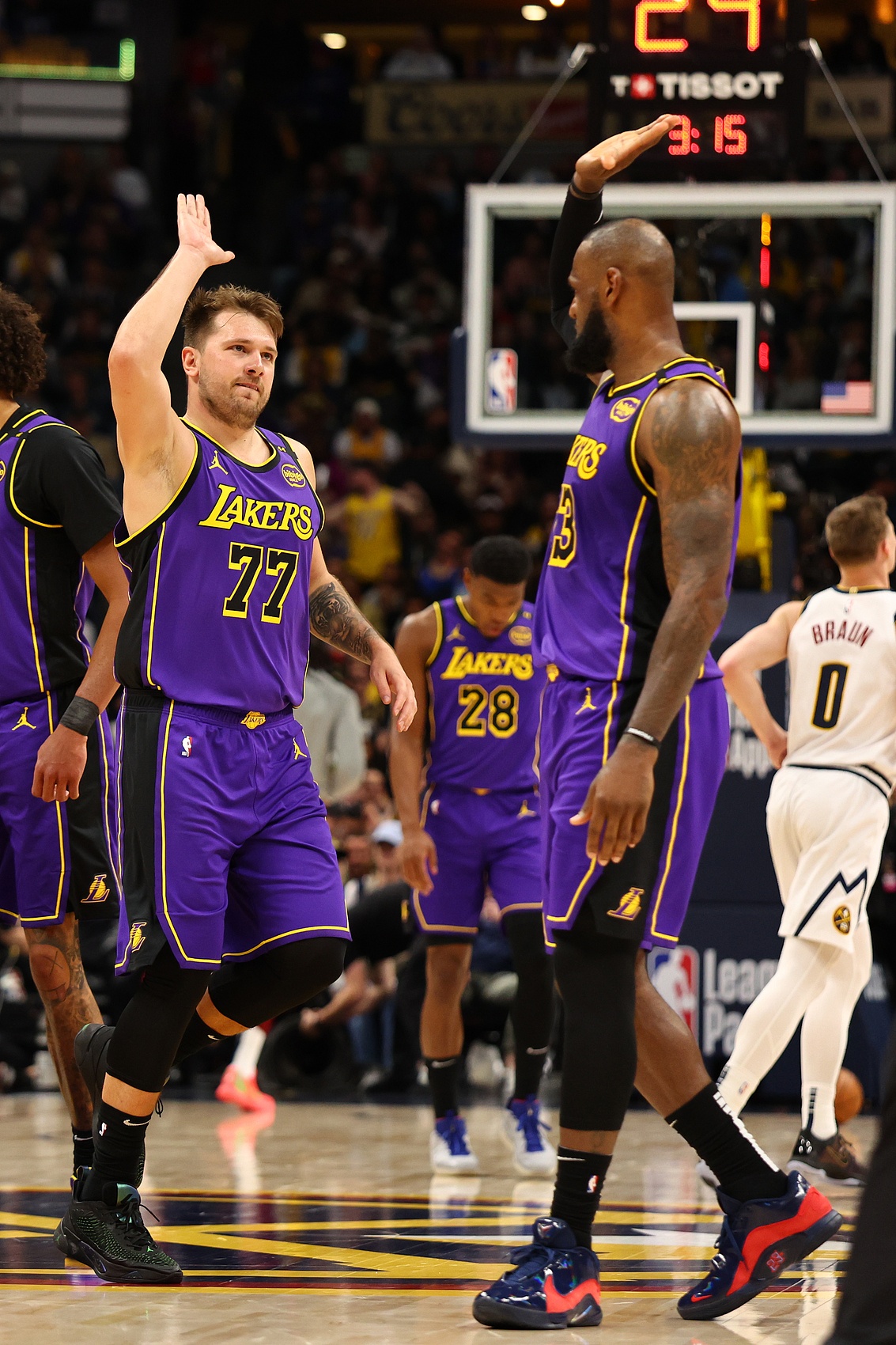 東契奇帶來新的Showtime！湖人能否成為爭(zhēng)冠路上的黑馬球隊(duì)？