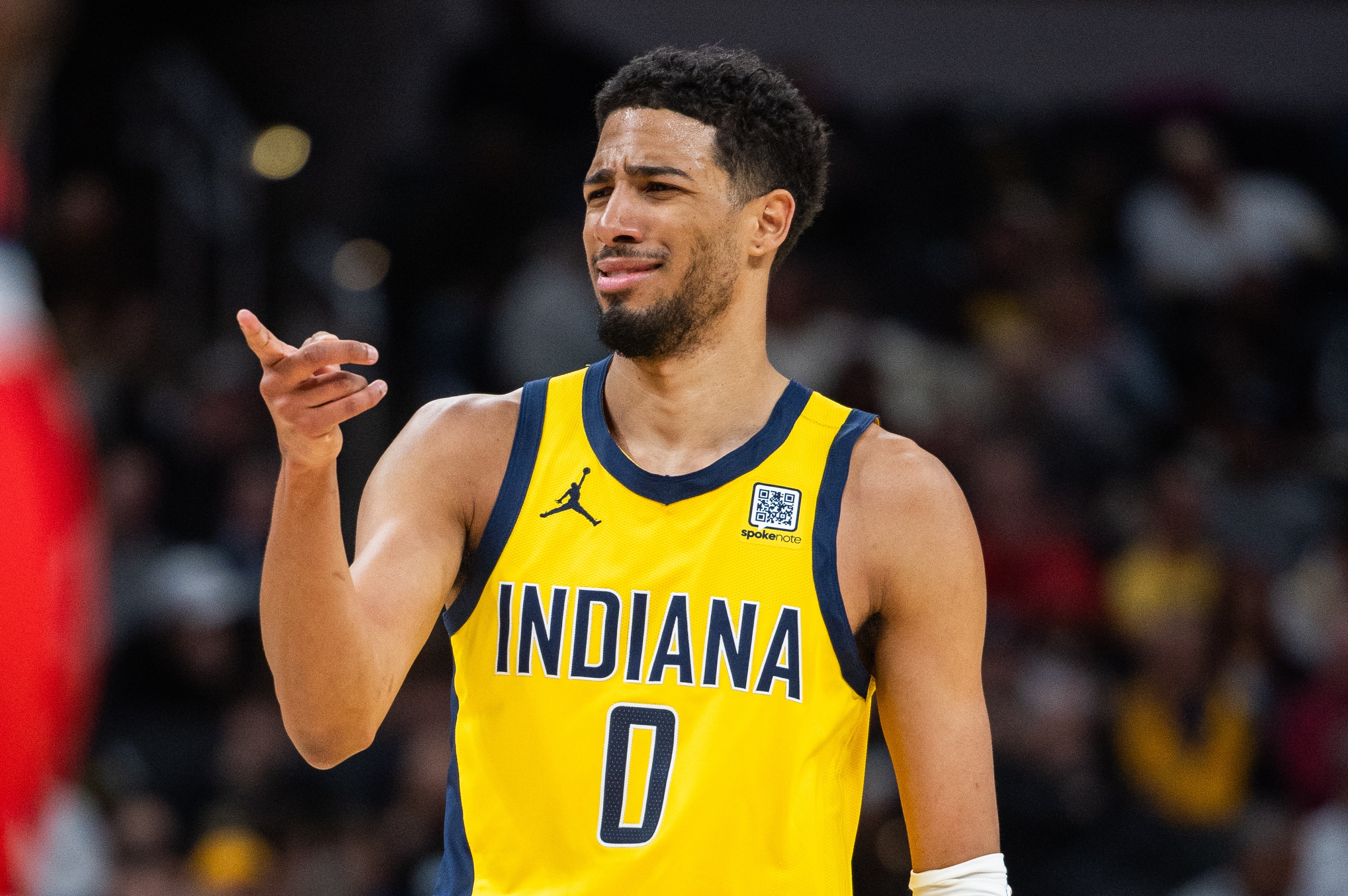 魔法回來了！哈利伯頓5記三分拿下28分15助 正負(fù)值+20