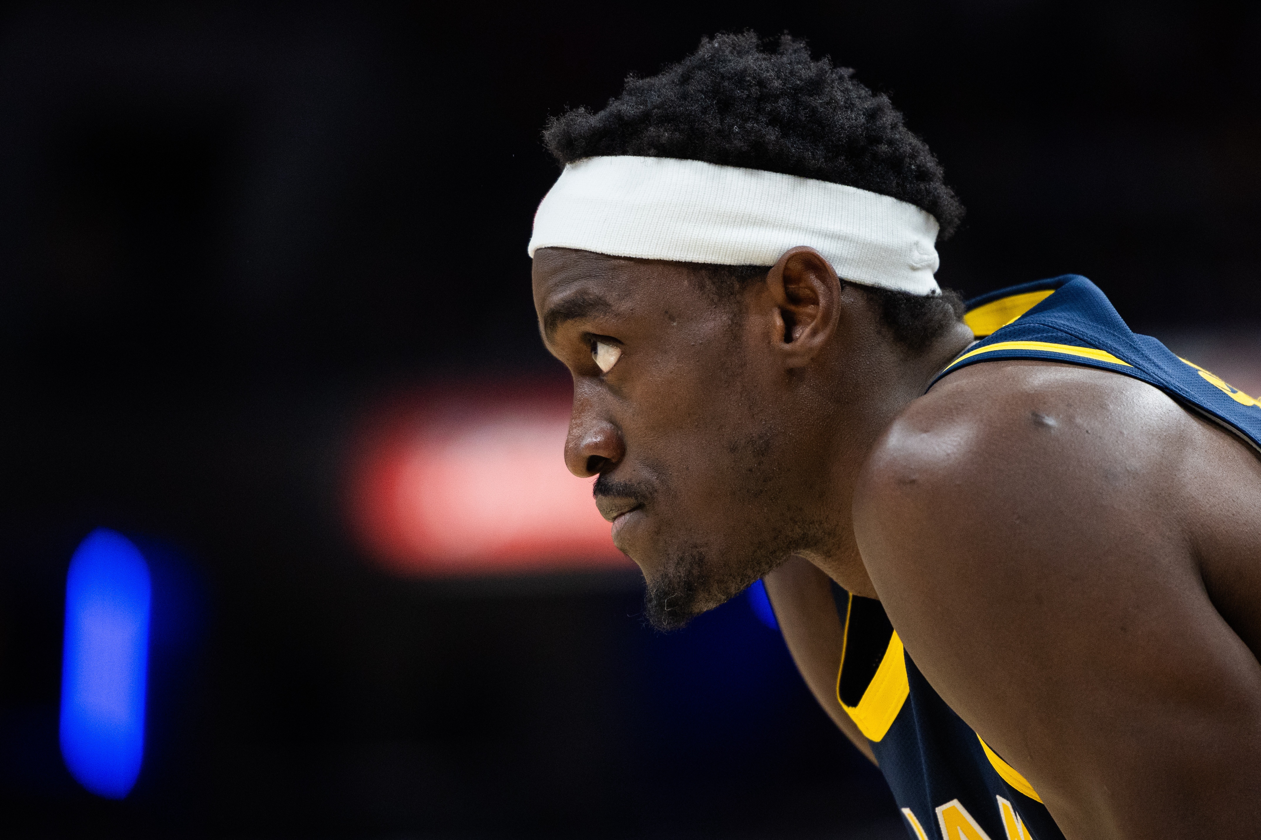 非常高效！西亞卡姆半場9中7得16分2助 正負(fù)值為+7