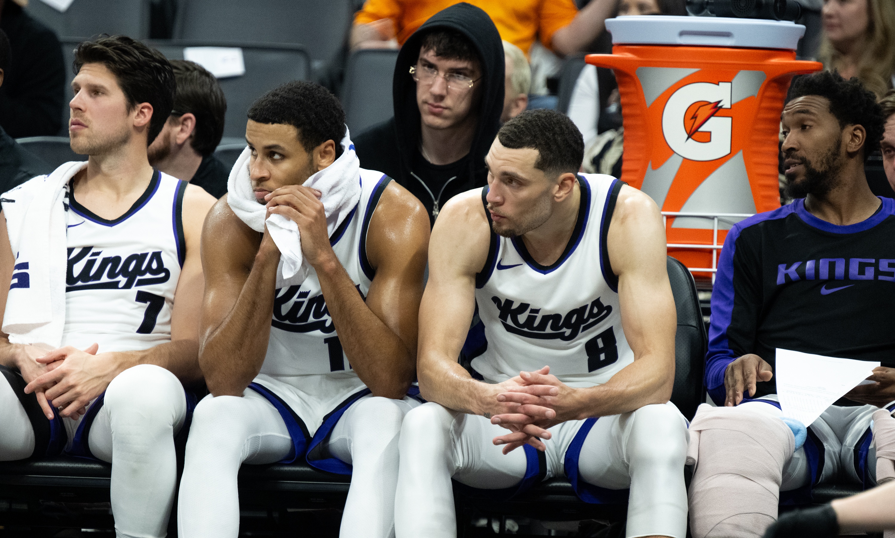 后場雙槍！拉文+蒙克上半場15中11高效合砍31分6助攻