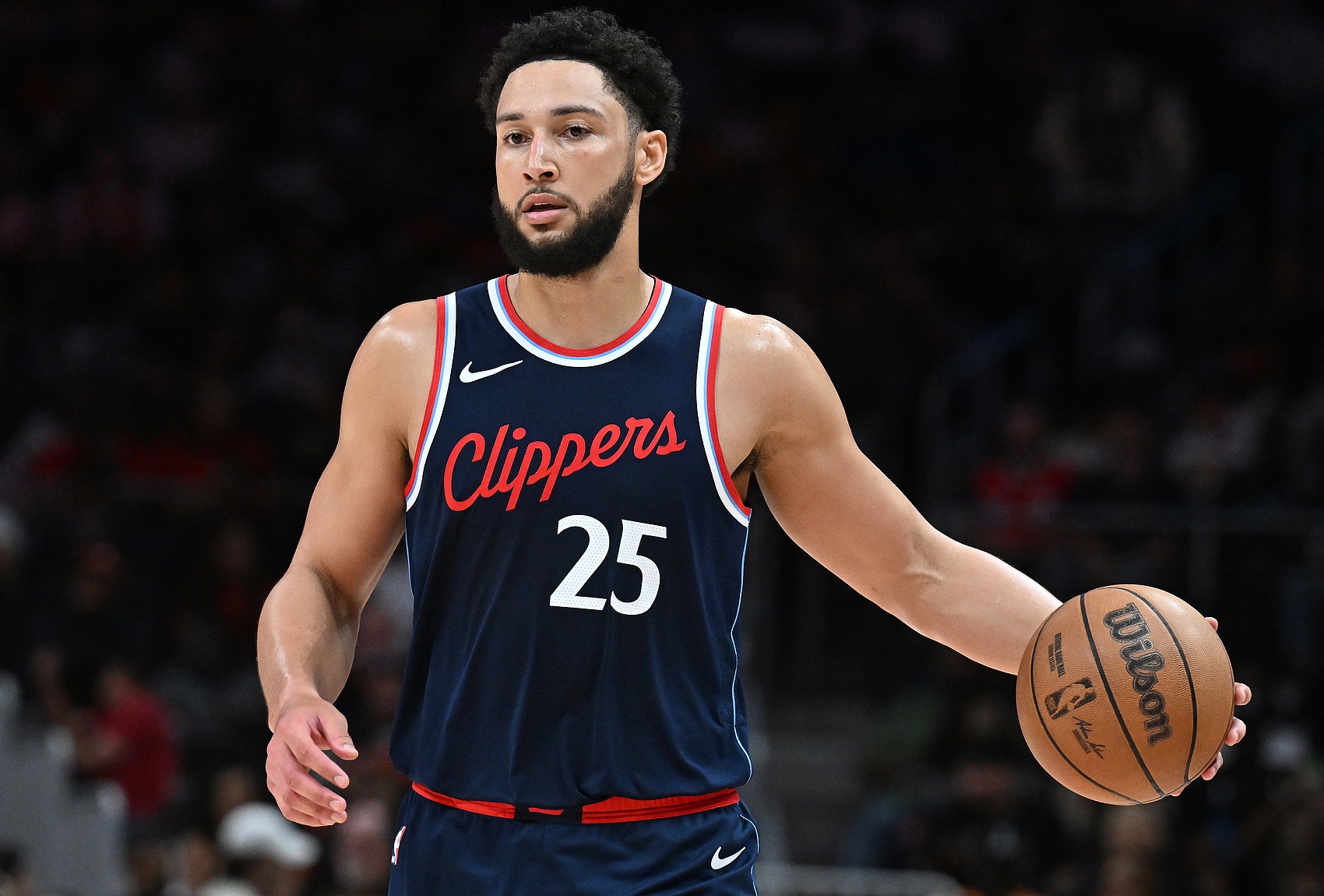 侵略性很強！西蒙斯5投4中砍8+7籃板罕見0助攻 幾球展現(xiàn)狀元風(fēng)采