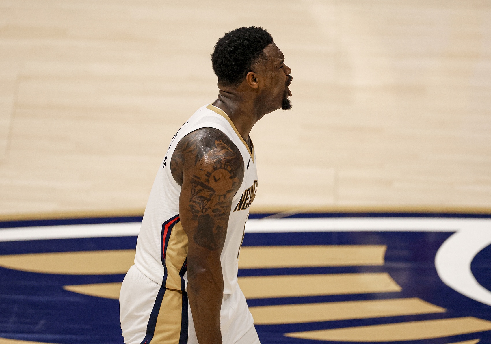 隊(duì)記：今日鵜鶘對(duì)陣馬刺 錫安因個(gè)人原因?qū)⑷毕荣? > </a>
                        <div   id=